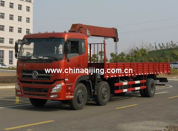 东风天龙前四后四配件 东风天龙前四后四6*2随车吊 随车起重运输车 CLW5251JSQ3
